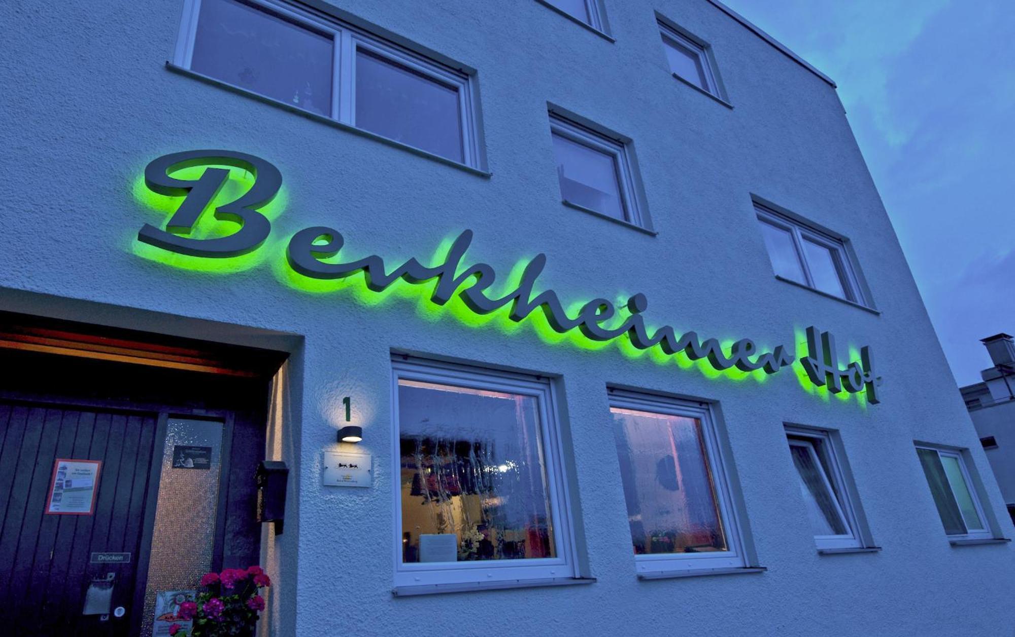 Hotel Berkheimer Hof Esslingen am Neckar Exterior photo