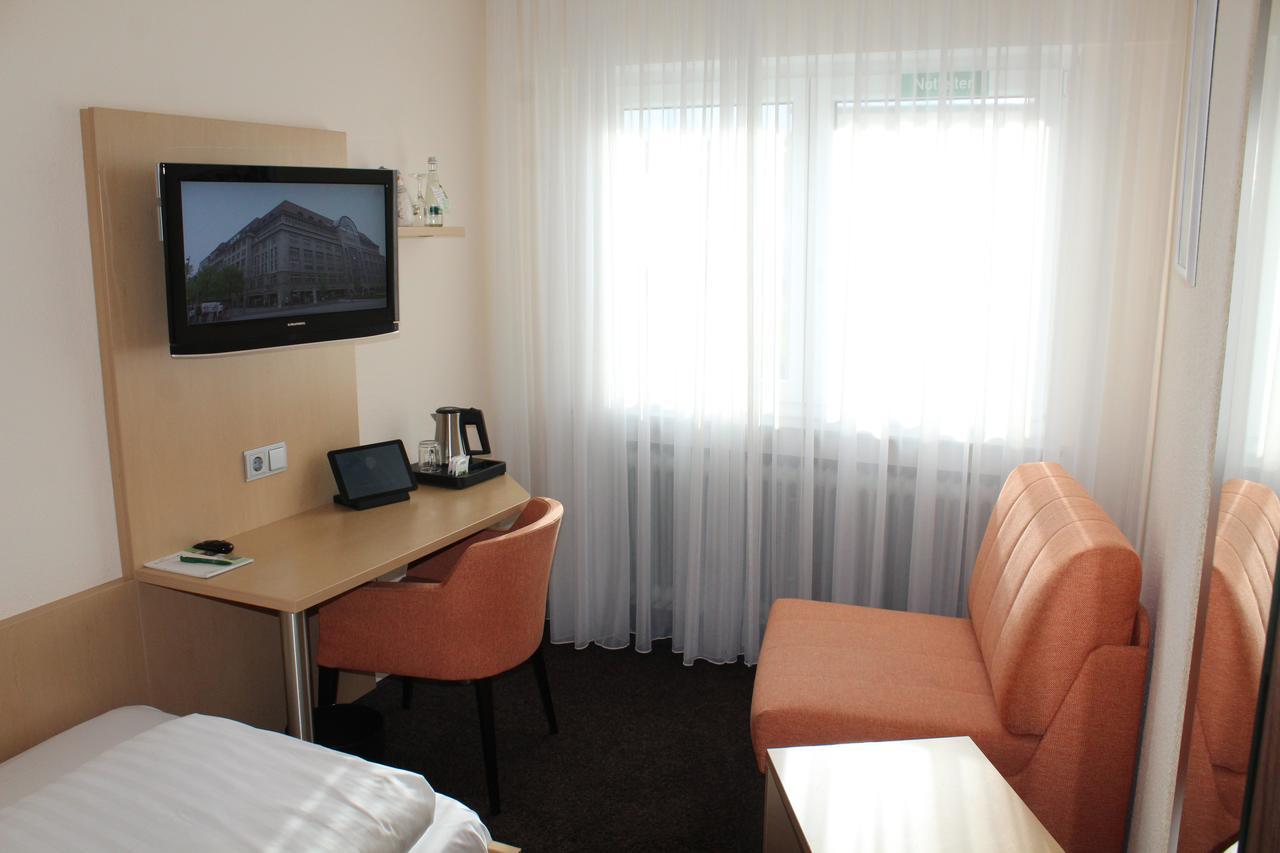 Hotel Berkheimer Hof Esslingen am Neckar Exterior photo